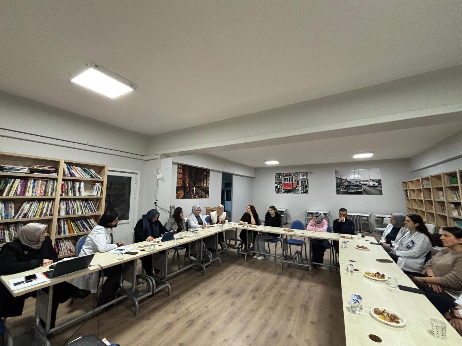 AİLEMLE BİRLİKTE PROJESİ İKİNCİ BULUŞMASINI GERÇEKLEŞTİRDİ.