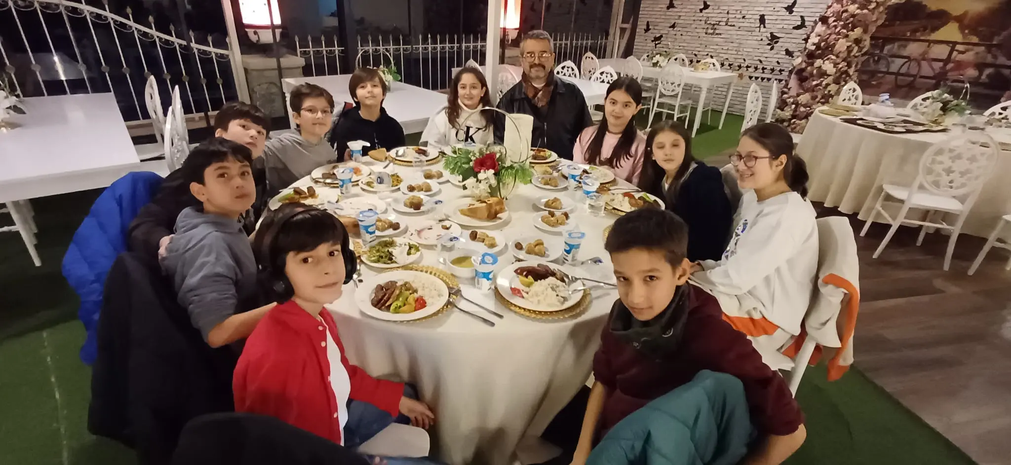 Ortaokul Öğrencilerimiz İftar Sofrasında Buluştu