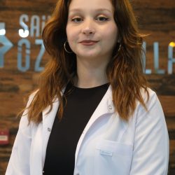 AYŞENUR